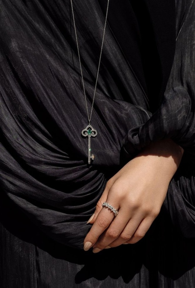 تيفاني أند كو تطلق إصداراً حصرياً بمناسبة اليوم الوطني الإماراتي