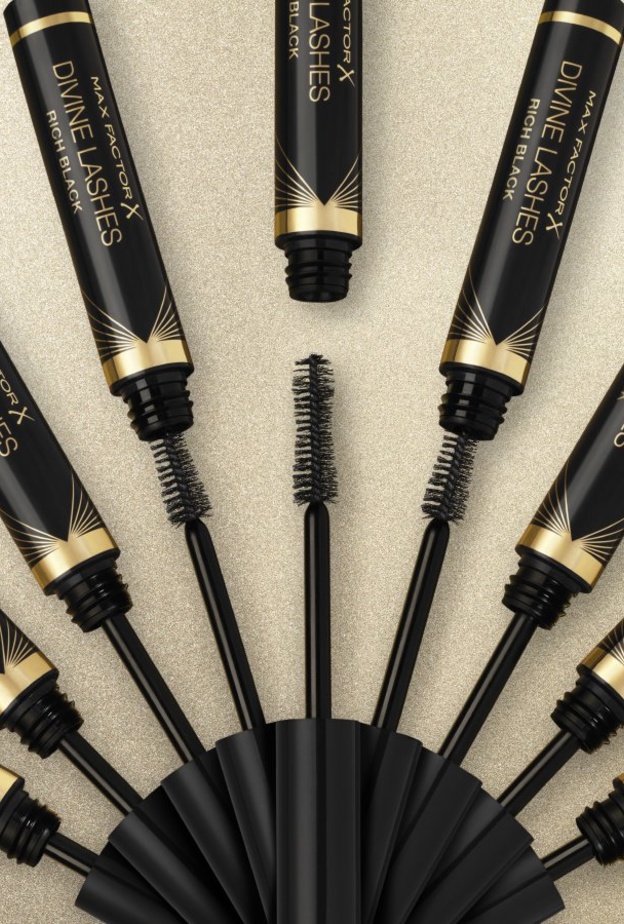إطلاق مسكارا DIVINE LASHES من ماكس فاكتور