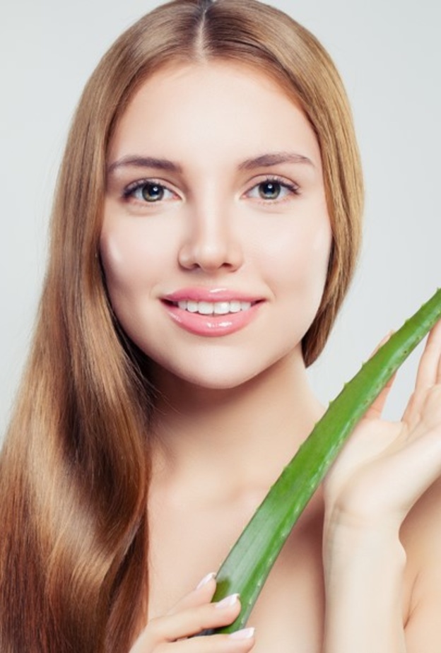  فوائد الصبار وزيت خشب الارز للتخلص من قشرة الشعر