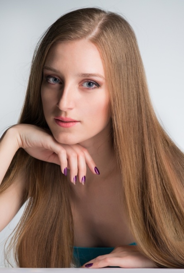 خلطات طبيعية من الليمون والزنجبيل للقضاء على قشرة الشعر