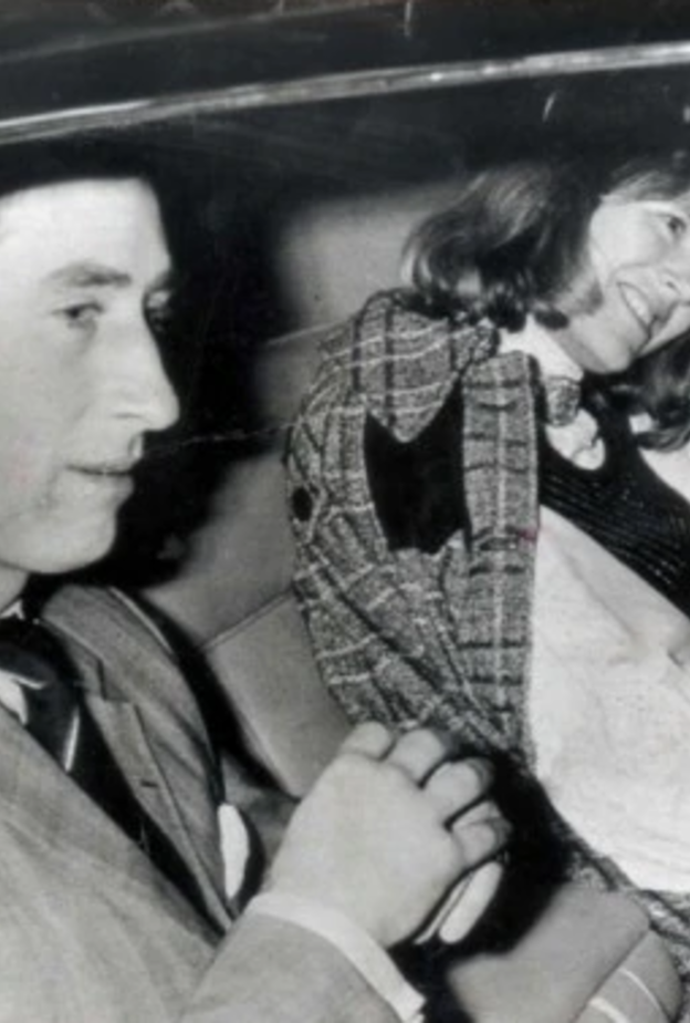 استمرت العلاقة السرية بين الثنائي لتنكشف للعلن في آخر المطاف