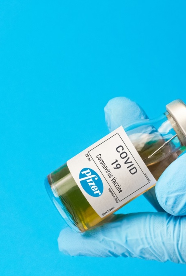  تحذير من اعراض جانبية للقاح كورونا من شركة فايزر