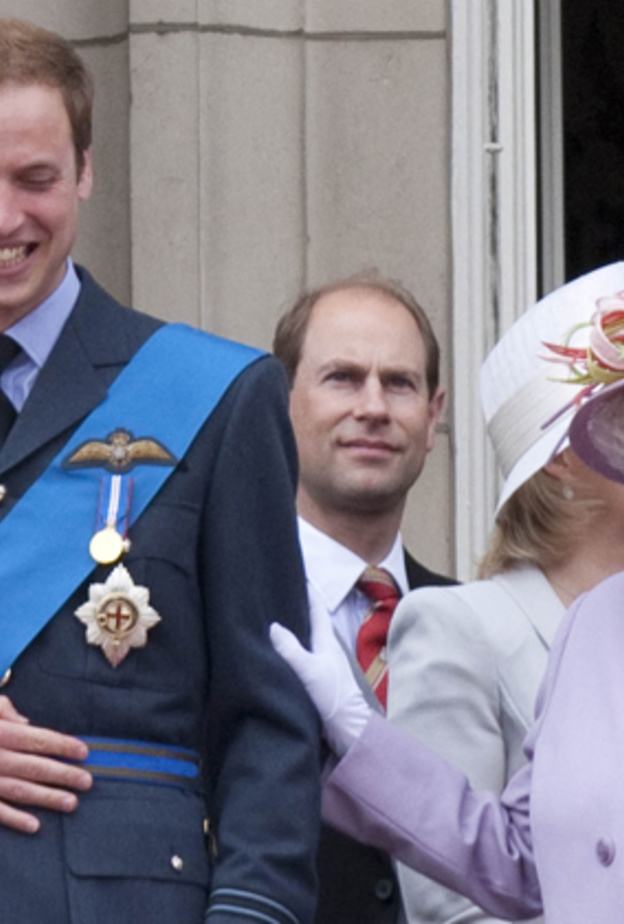 ملكة بريطانيا والأمير وليام