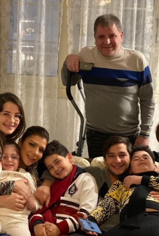 عائلة أصالة وأيمن الذهبي