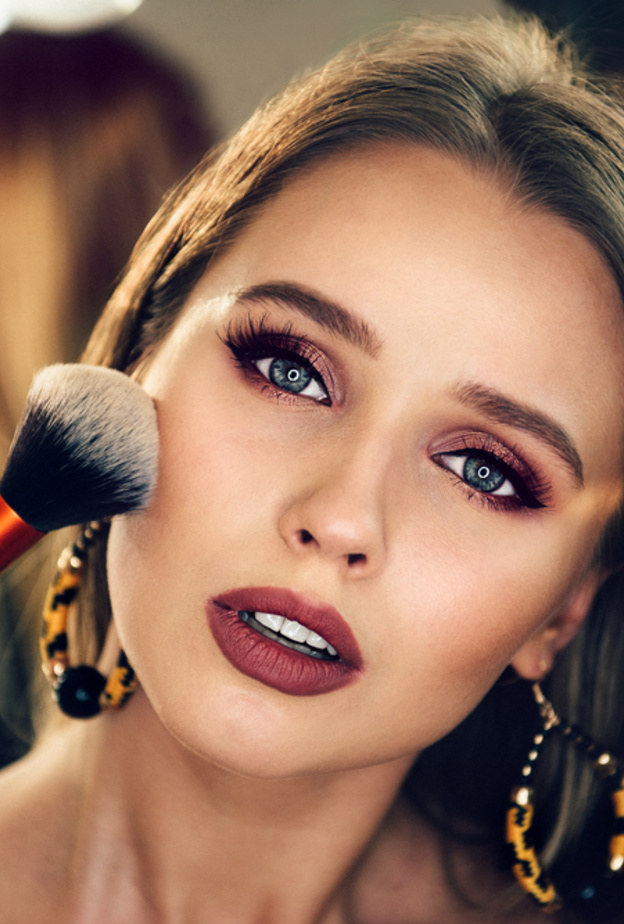 طرق تثبيت المكياج لوقت اطول