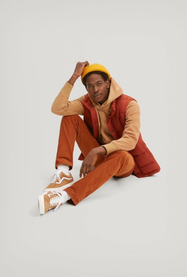 GAP تطلق متجرها الإلكتروني الأول في السعودية 