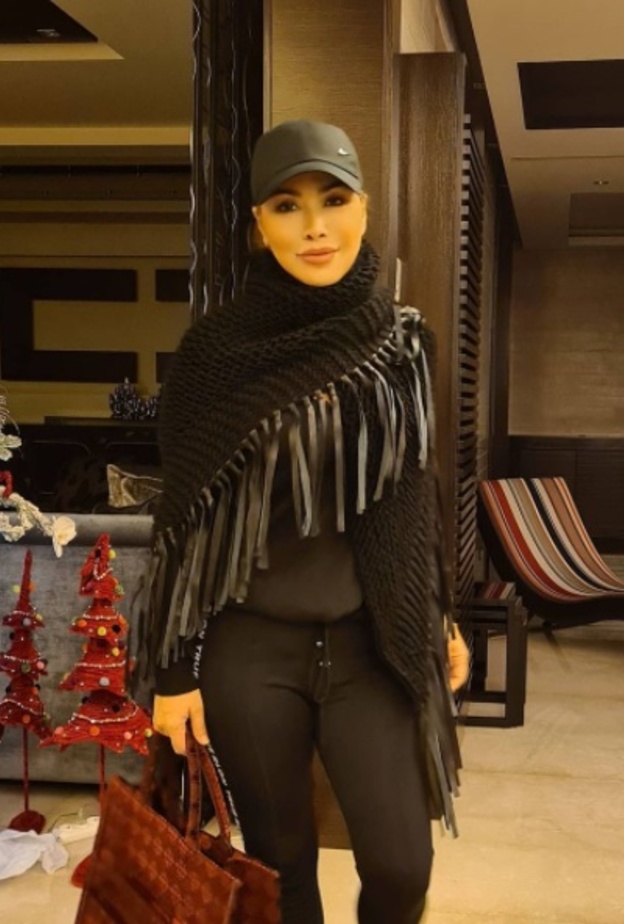 نوال الزغبي بإطلالة عصرية 