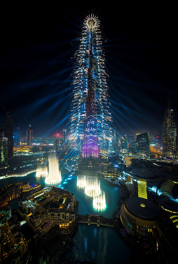 دبي تنظم أول احتفال لرأس السنة افتراضيا عبر تطبيق زووم