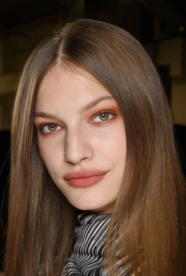  تسريحات شعر راقية تناسب الشعر الطويل من Missoni