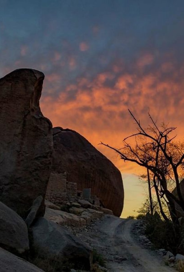 تجربة سياحية مميزة في جبل شدا - المصدر وكالة الأنباء السعودية