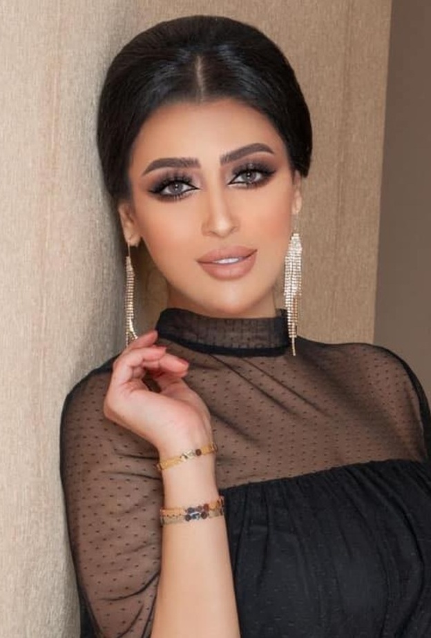 الفنانة سمرين تعلن طلاقها بعد أشهر على زواجها 