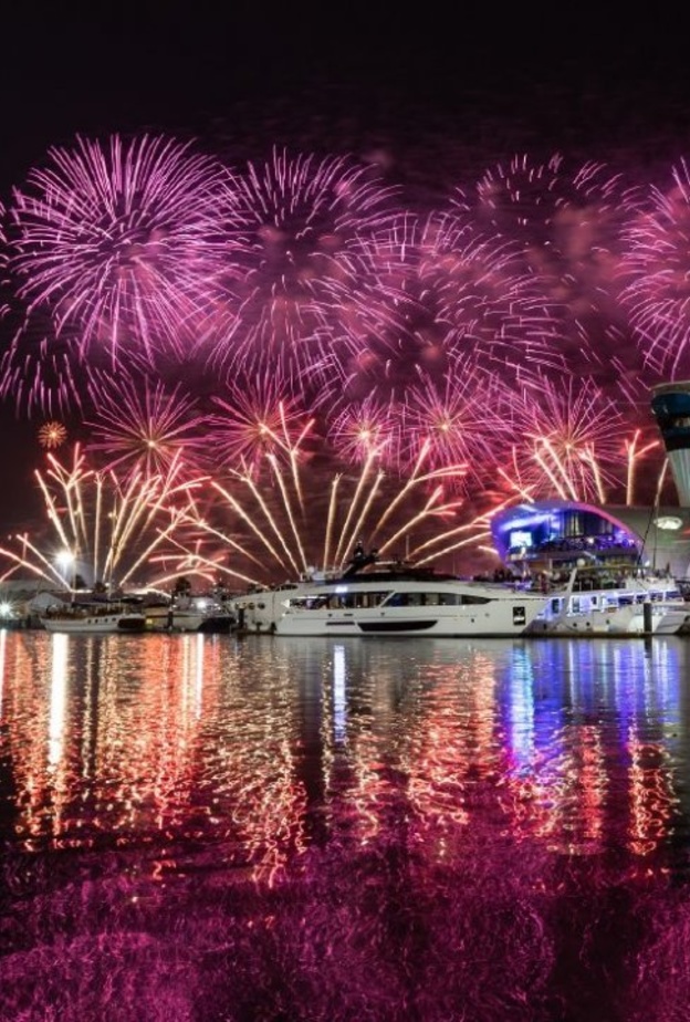 مرسى ياس مارينا أبوظبي يستقبل السنة الجديدة بعروض الألعاب النارية وستة مطاعم