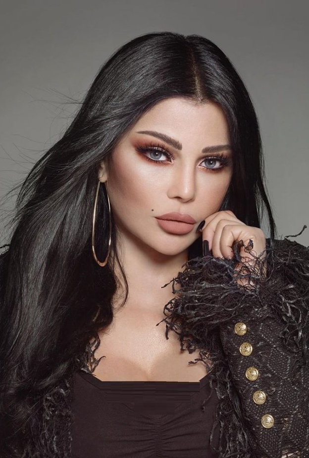 اجمل اطلالات مكياج برونزي لسهرات نهاية العام مستوحاة من النجمات العرب