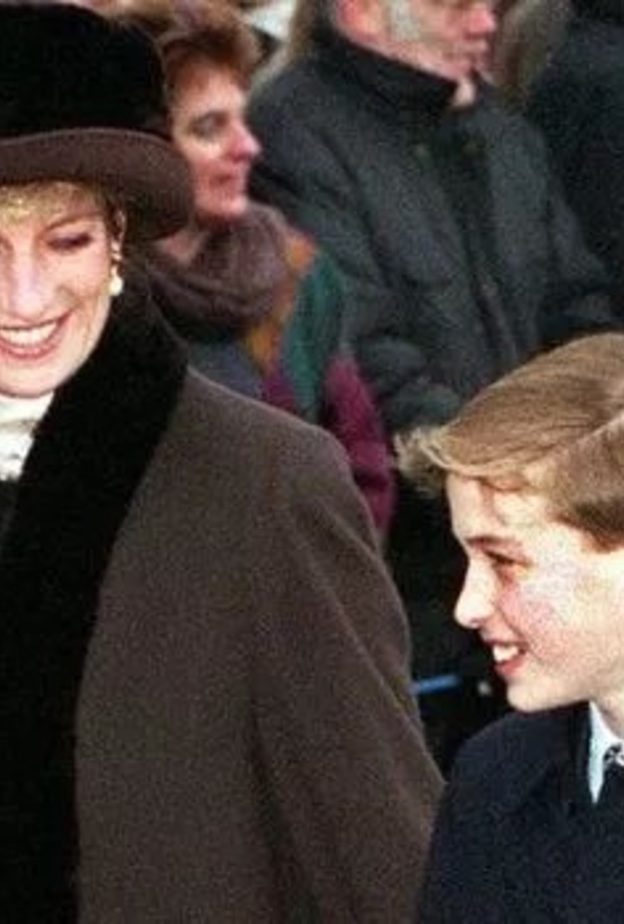  الأمير وليام ووالدته الراحلة