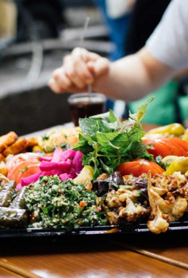 مطعم عزام Azzam.. السياحة في برلين