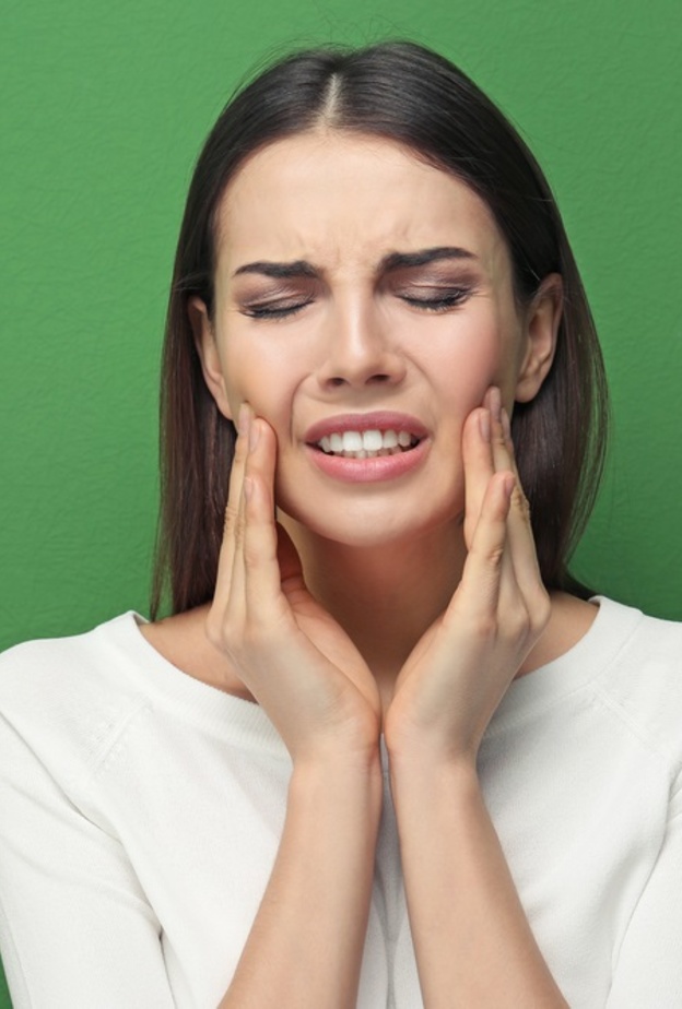  اسباب ألم الاسنان في الشتاء وعلاجه