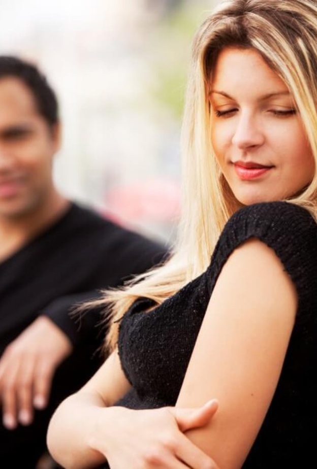 لماذا يحب الرجل المرأة التي تعذبه