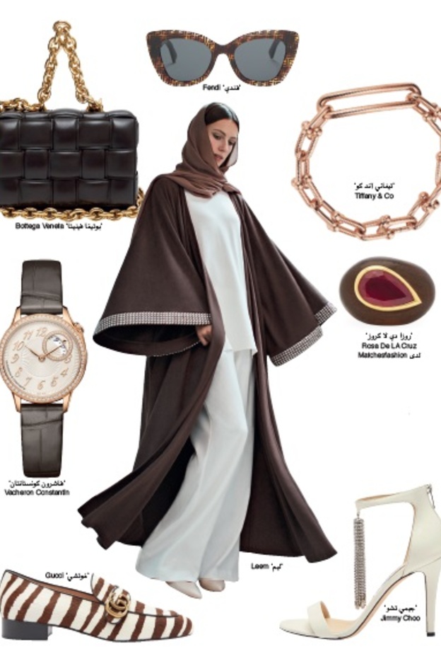 إطلالتان بعبايتان أنيقتان مناسبتان لاحتفالية نهاية العام