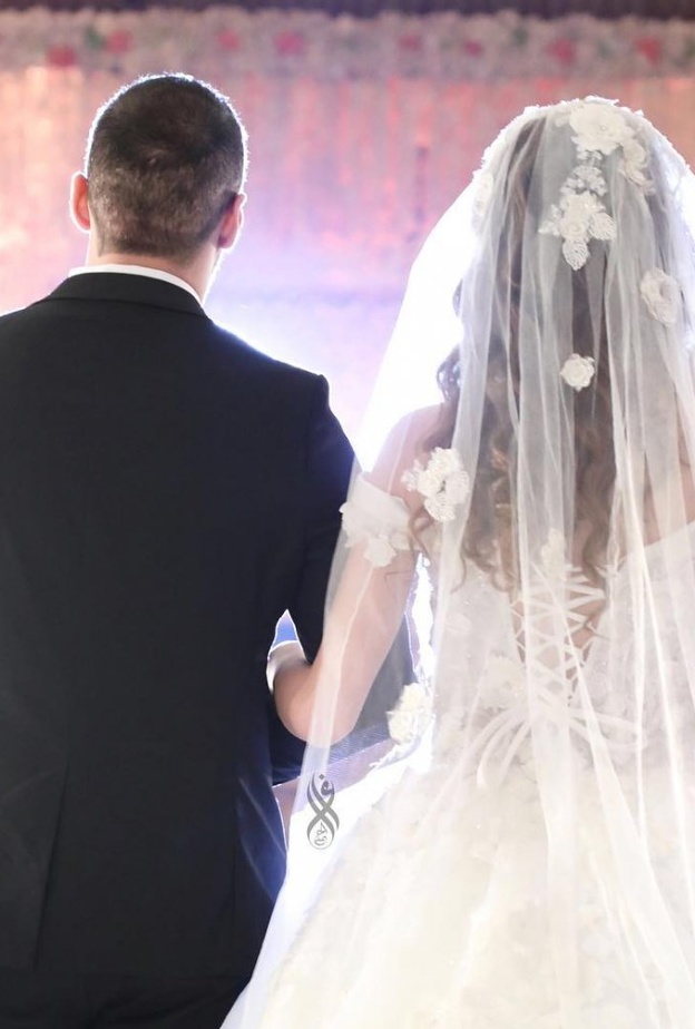 حفلات الزفاف في عام 2021 - نصائح لتوفير التكاليف المرتفعة