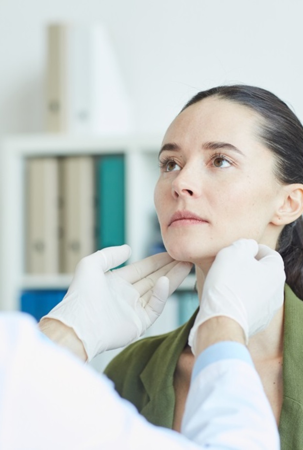  هل تورم العقد الليمفاوية يدل على الاصابة بفيروس كورونا الجديد