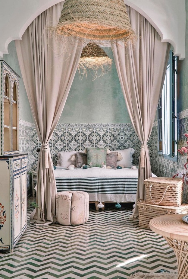  أرضيات وسيراميك بالنقوش الهندسية لديكور مغربي مميز