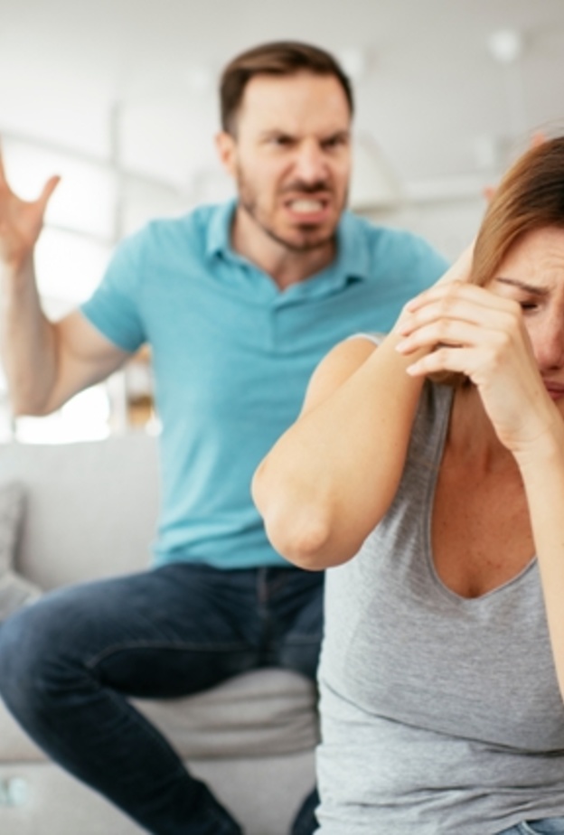 أسس التعامل الصحيح مع الزوج العدواني