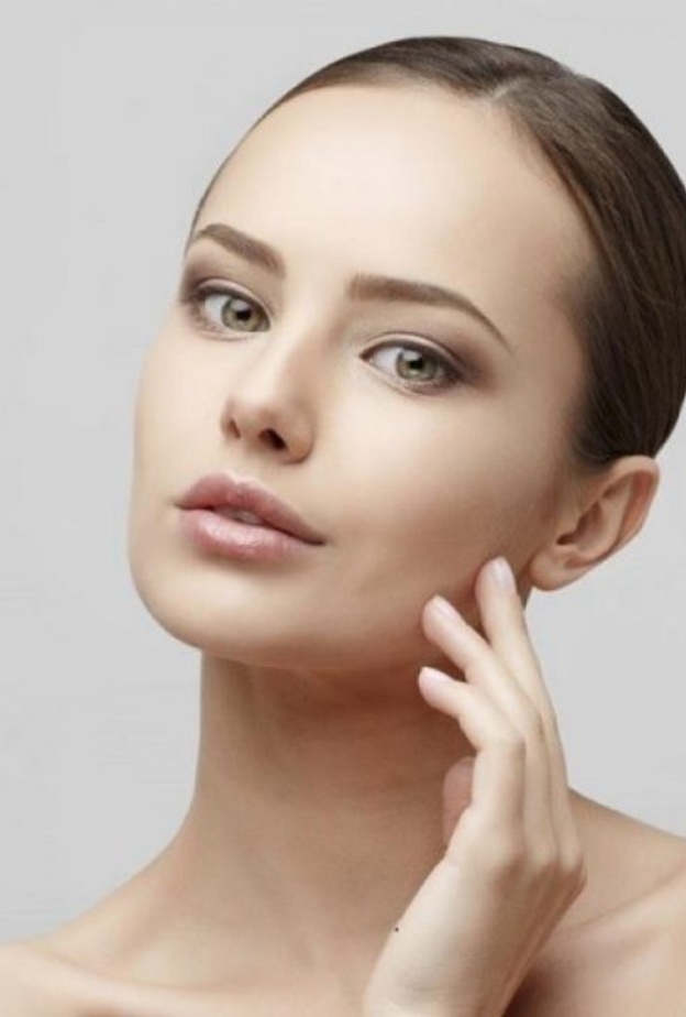 ماسكات طبيعية لترطيب البشرة في الشتاء وكيفية استخدامها