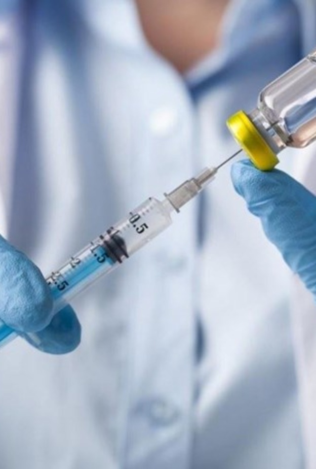 هل يحتاج المتعافون من كورونا إلى اللقاح؟.