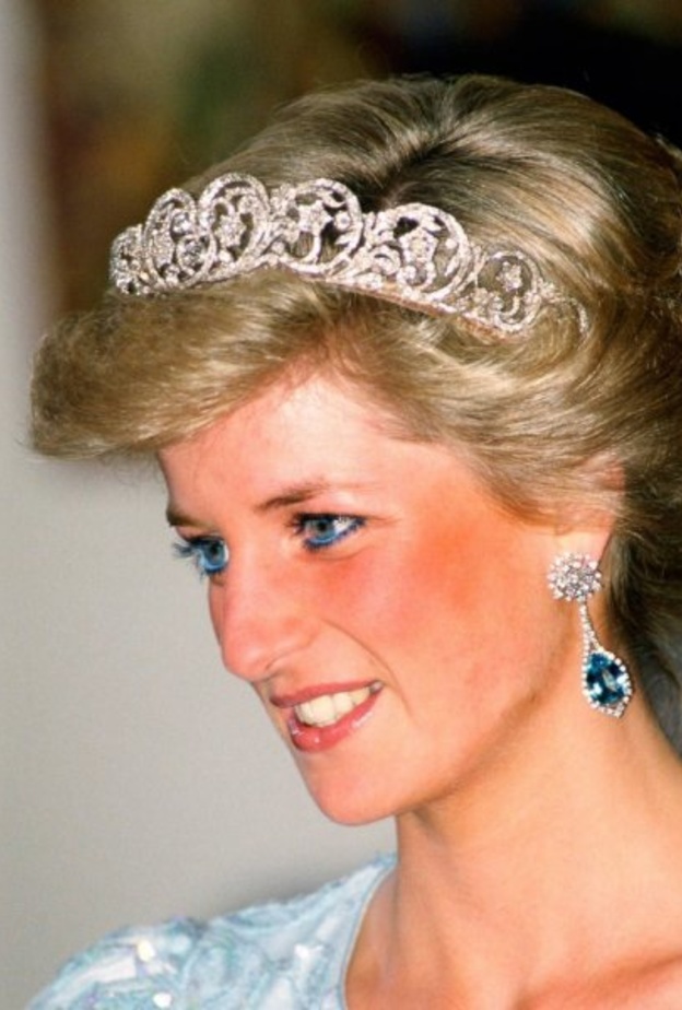 الأميرة ديانا.. أيقونة الموضة وملهمة النساء على مر السنين