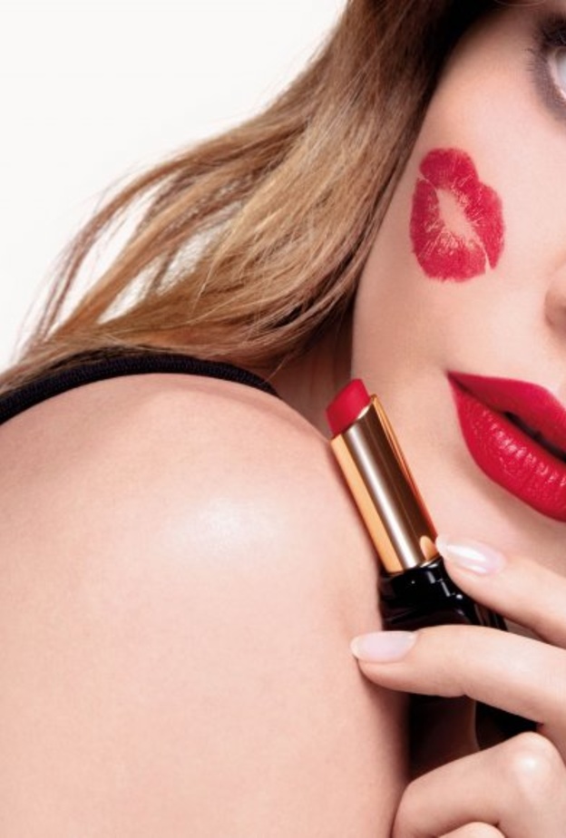  KISSKISS TENDER MATTE.. أحمر شفاه ناعم وغير لامع