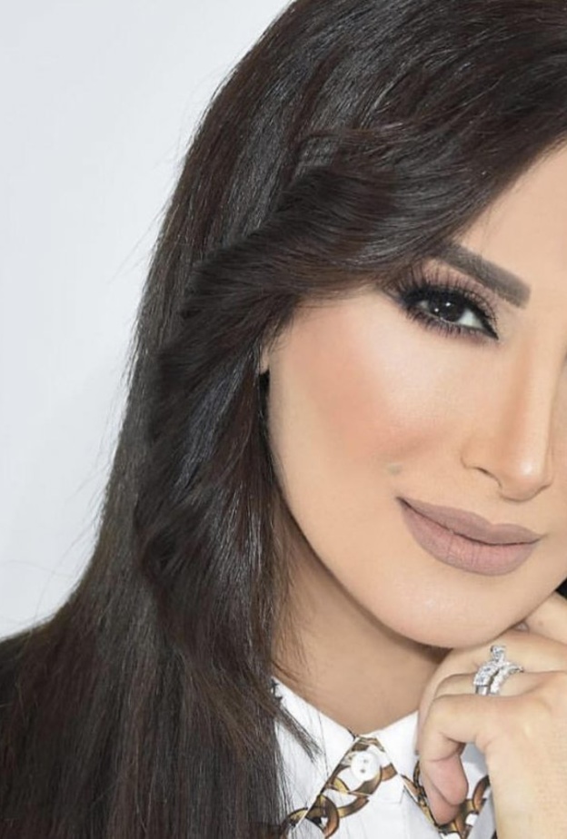 مكياج عصري بالألوان الترابية من وحي رويدا عطية