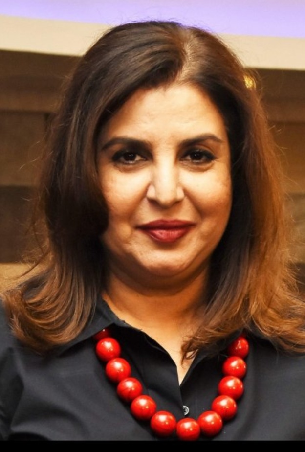  فرح خان تحتفل بعيد ميلادها السادس والخمسين