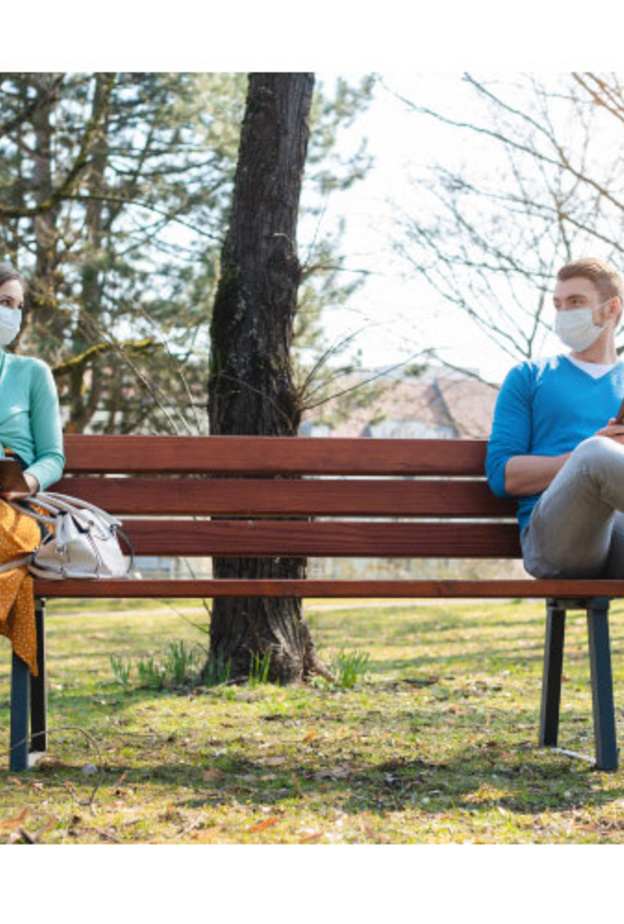 ما المسافة الامنة للاتصال المباشر بين الاشخاص لتجنب الاصابة بكوفيد ١٩