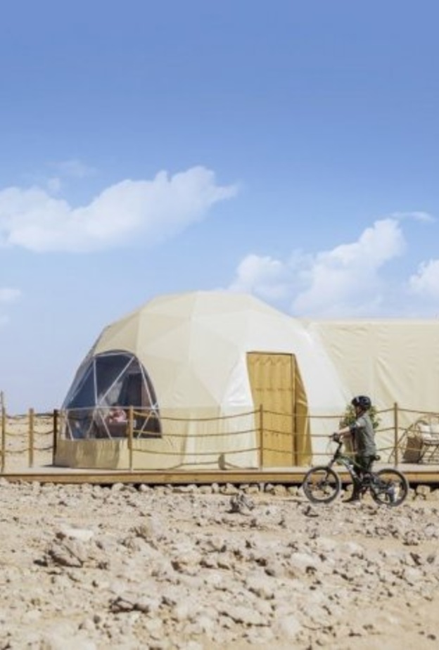 منتزه جبل حفيت الصحراوي وجهة سياحية مميزة بالإمارات - المصدر وكالة أنباء الإمارات 