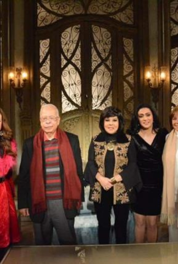 اسرة مسلسل لن اعيش في جلباب ابي 