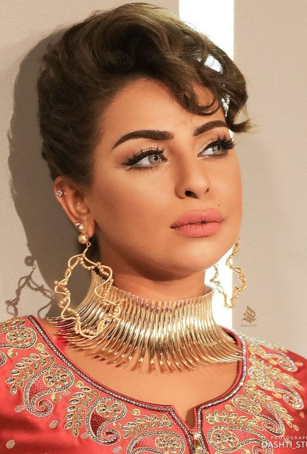 هند البلوشي اطلالات جمالية 2021