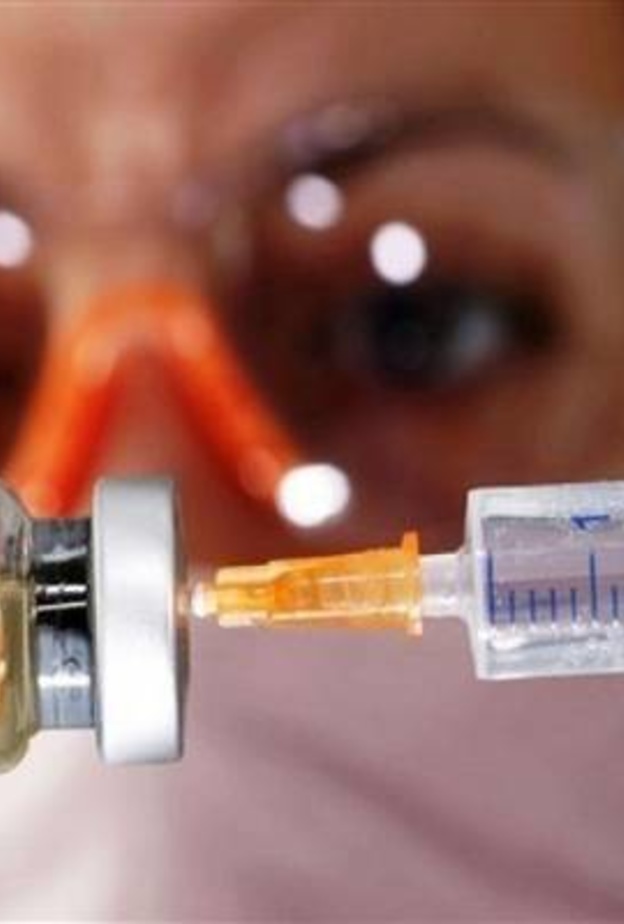 الصحة الإماراتية تنفي شائعات عن لقاح كوفيد-19