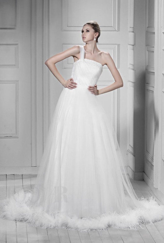 ودعي 5 كيلو من وزنك قبل الزفاف