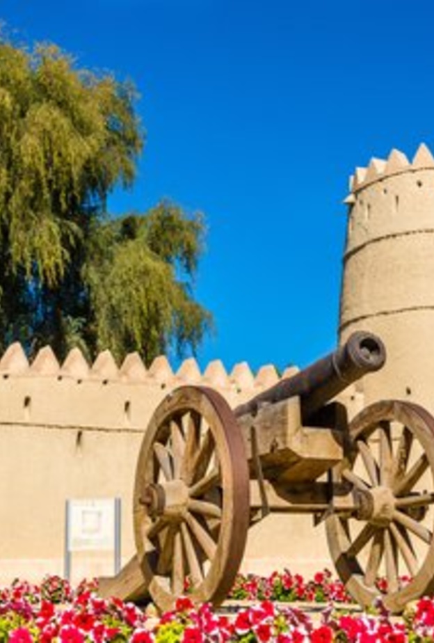 القرية التراثية في أبوظبي تجربة مميزة لعشاق التاريخ 