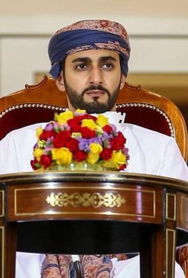 تنصيب الابن الأكبر لحاكم سلطنة عمان ولي عهد للبلاد