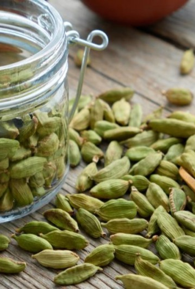 فوائد الهيل لتحسين صحة القلب ومكافحة اعراض الربو