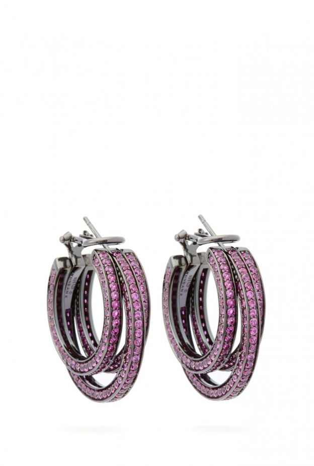 أقراط من لين بان Lynn Ban