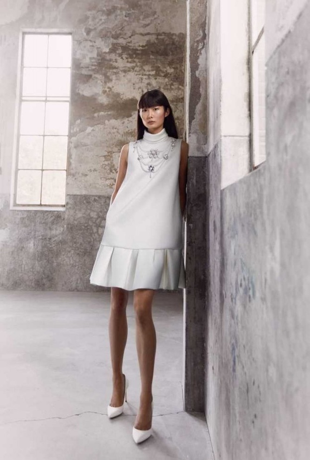 فساتين زفاف قصيرة من viktor & rolf