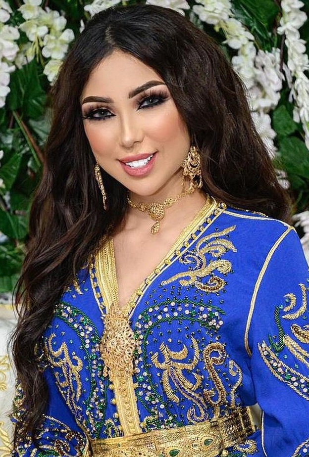  تسريحات شعر تناسب القفطان المغربي من وحي اطلالات دنيا بطمة