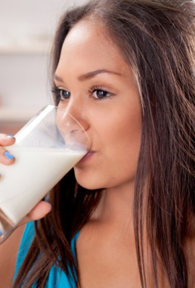 أضرار الإفراط في شرب الحليب