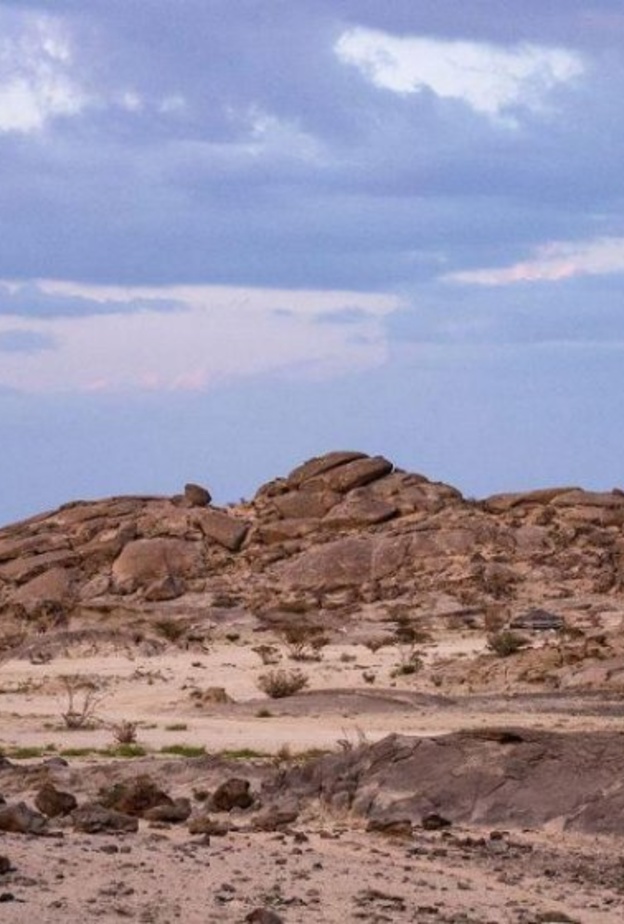 جبل القمر.. تجربة فريدة لعشاق المغامرة في عروس البحر الأحمر - المصدر وكالة الأنباء السعودية