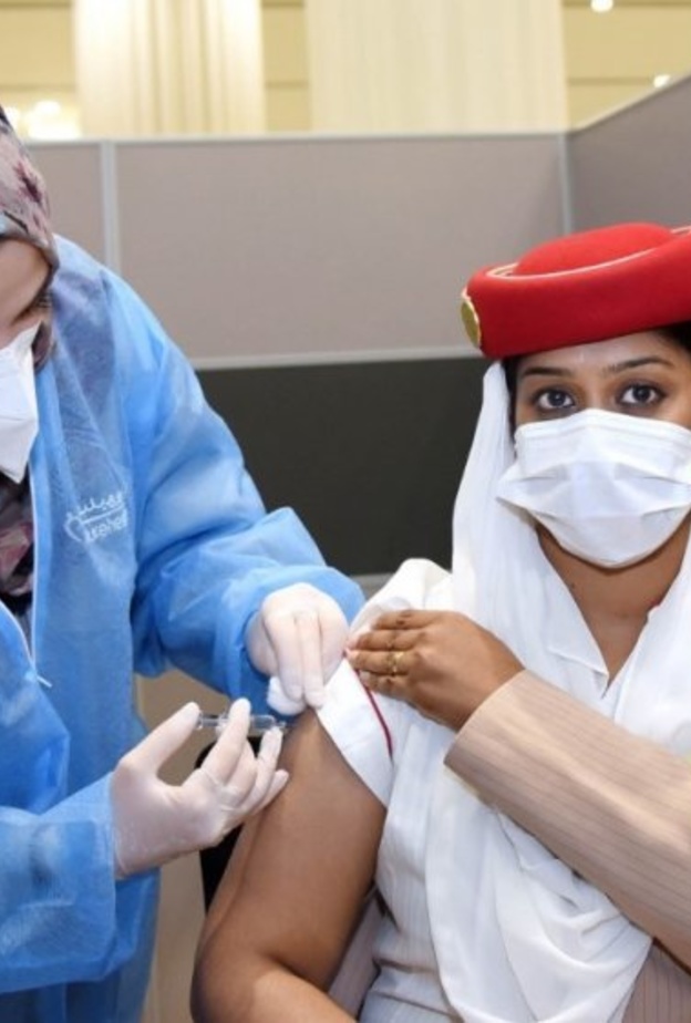  الإمارات ضمن أعلى الدول في التطعيم ضد مرض كوفيد-19