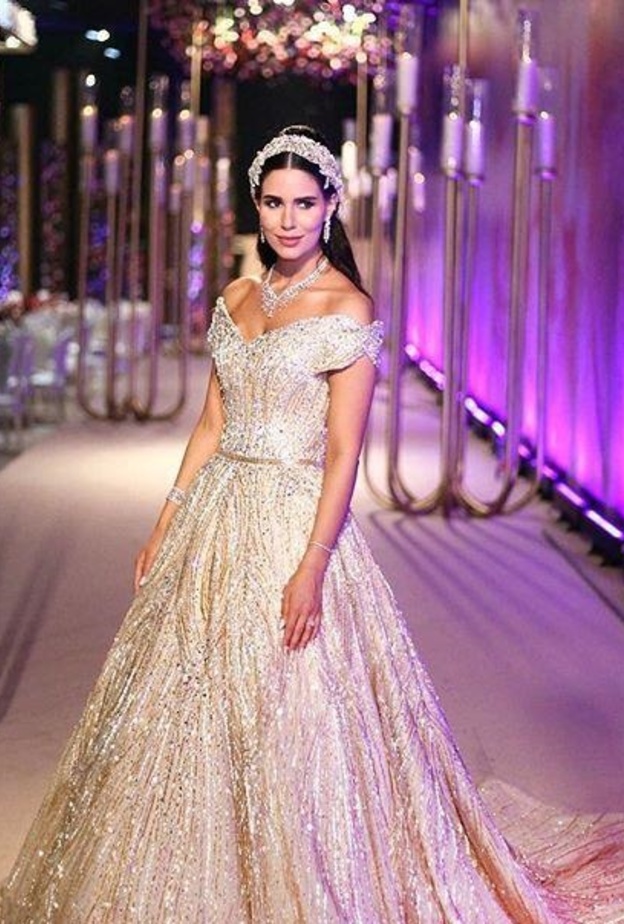 موديلات فساتين زفاف من esposa