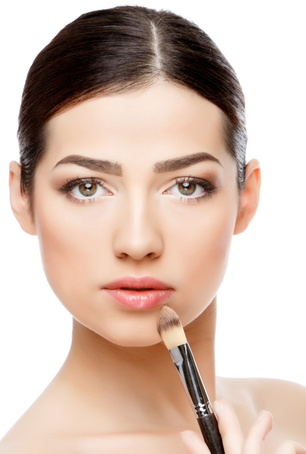 احدث مستحضرات برايمر وأسرار تطبيقه لبشرة مخملية