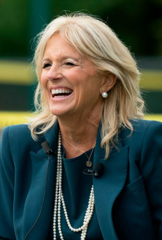 أجمل مجوهرات جيل بايدن سيدة البيت الأبيض الجديدة